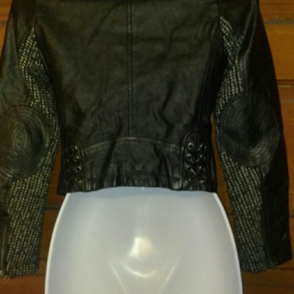 Jessica Simpson jacket - Picture 6 of 8